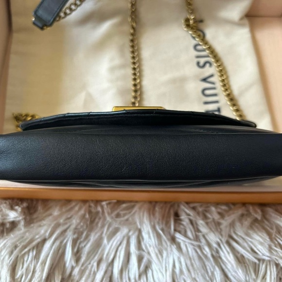 New Wave Chain Pochette - Picture 10 of 12